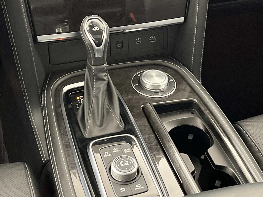 2024 INFINITI QX80 LUXE