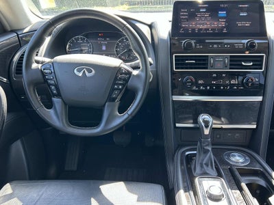 2024 INFINITI QX80 LUXE