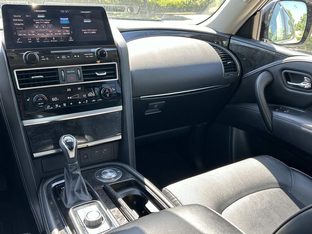 2024 INFINITI QX80 LUXE