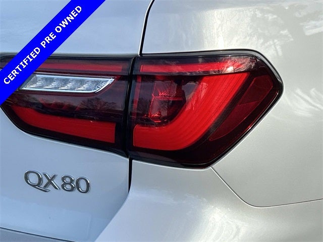 2024 INFINITI QX80 LUXE