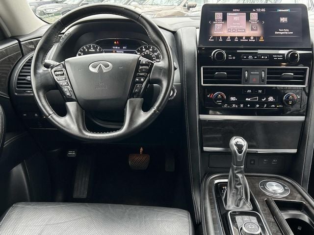 2024 INFINITI QX80 LUXE