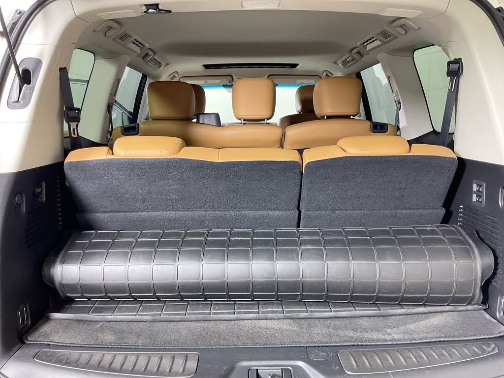 2016 INFINITI QX80 Signature