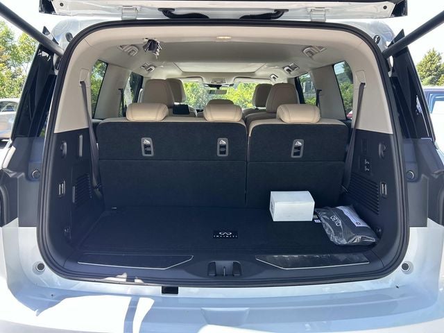 2026 INFINITI QX80 PURE