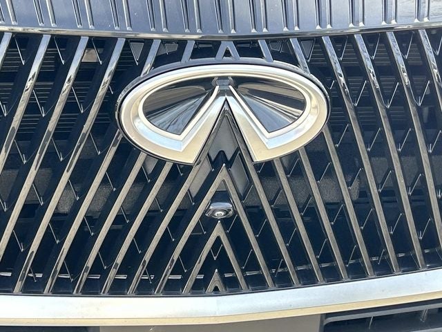 2025 INFINITI QX80 SENSORY W/ SPLIT BENCH