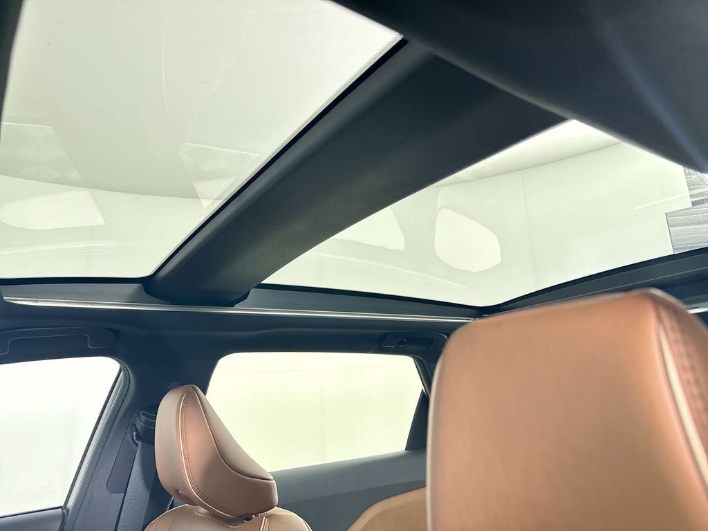 2025 Toyota Crown Signia Limited