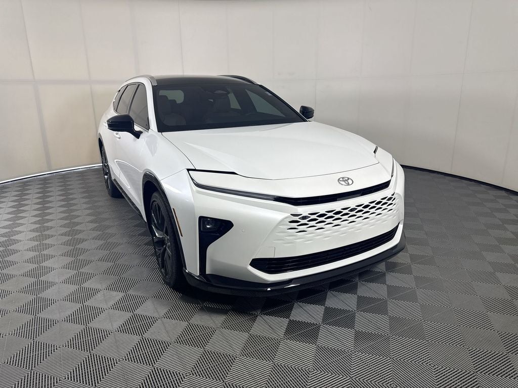 2025 Toyota Crown Signia Limited