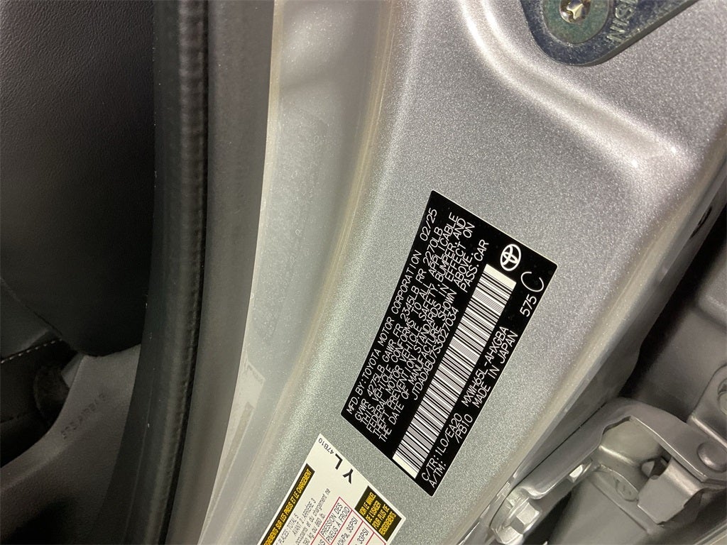 2025 Toyota Prius XLE