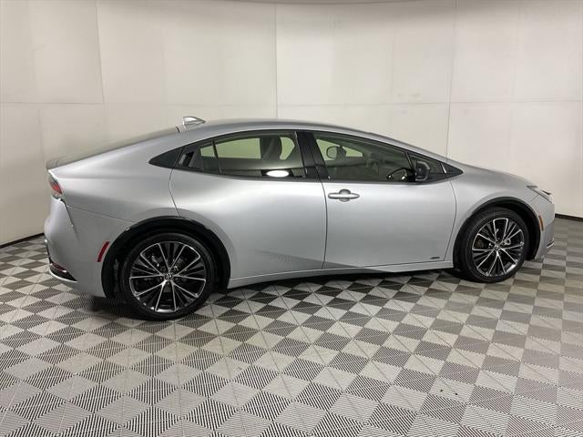 2025 Toyota Prius XLE