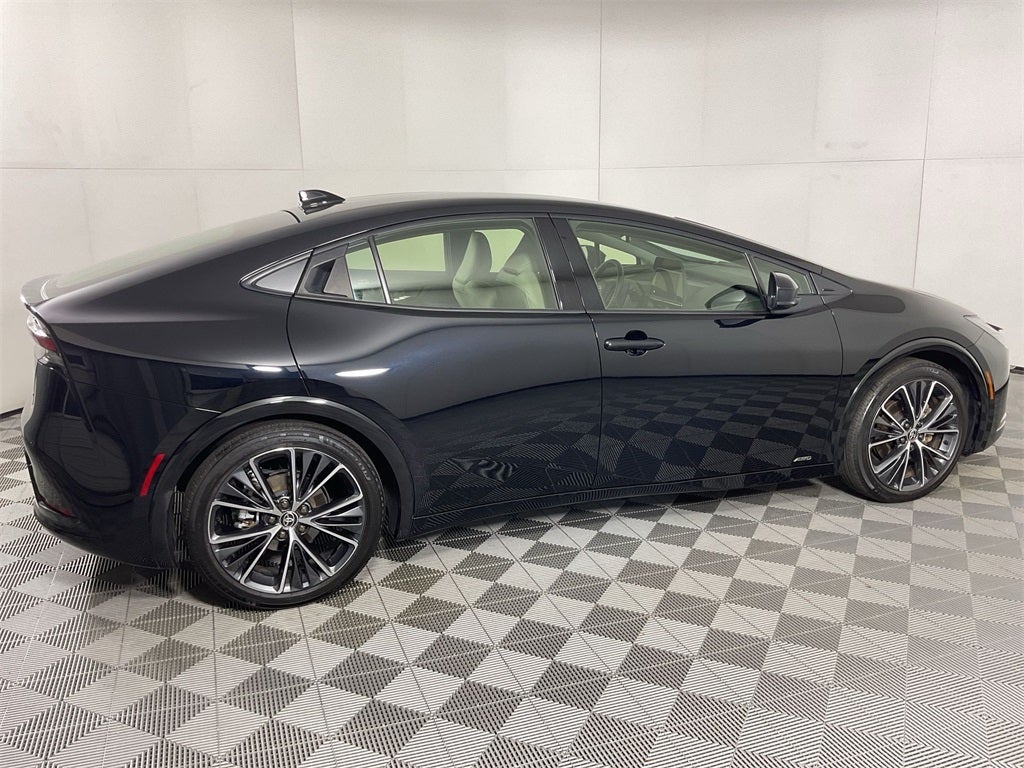 2024 Toyota Prius XLE