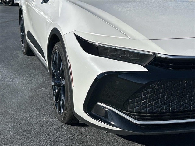 2023 Toyota Crown Platinum