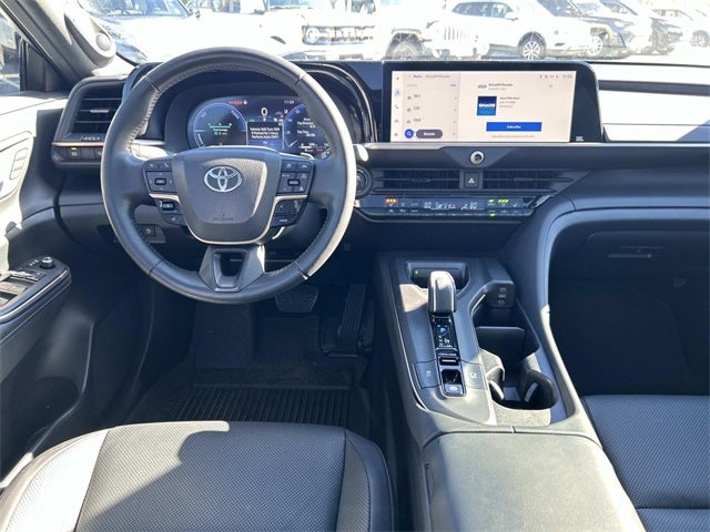 2023 Toyota Crown Platinum