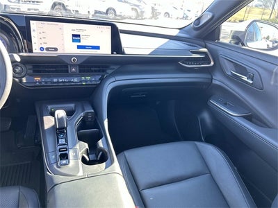 2023 Toyota Crown Platinum