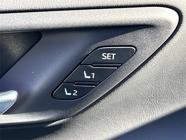 2023 Toyota Crown Platinum