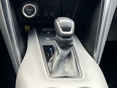 2023 Toyota Venza LE