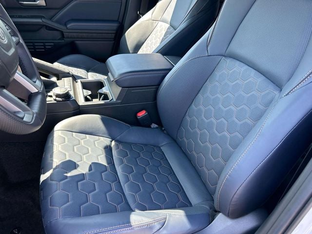 2026 Toyota 4Runner i-FORCE MAX Hybrid Platinum