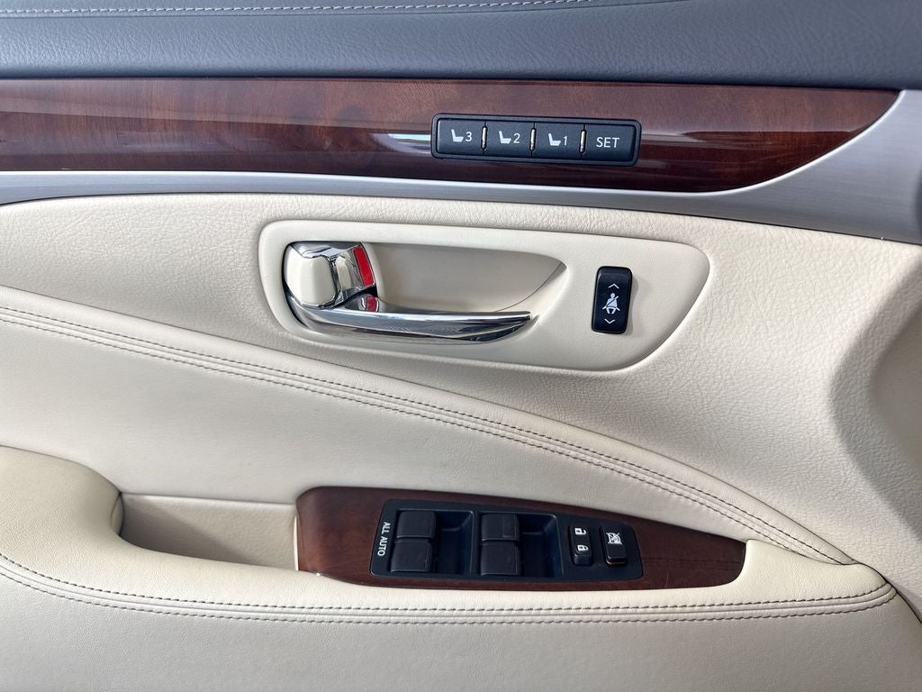 2016 Lexus LS 460