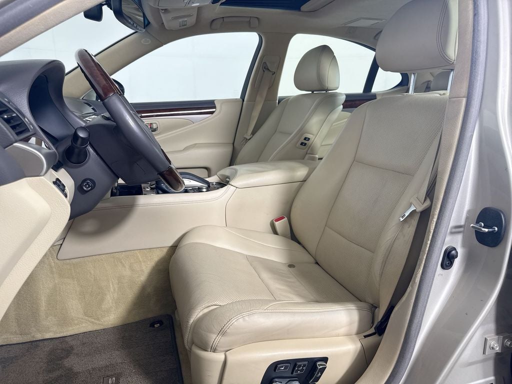2016 Lexus LS 460