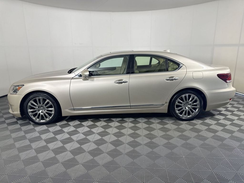 2016 Lexus LS 460