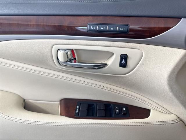 2016 Lexus LS 460