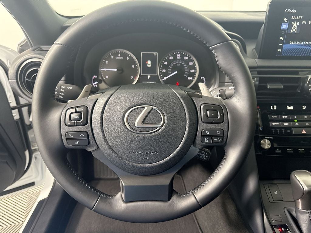 2024 Lexus IS 350 F SPORT Design