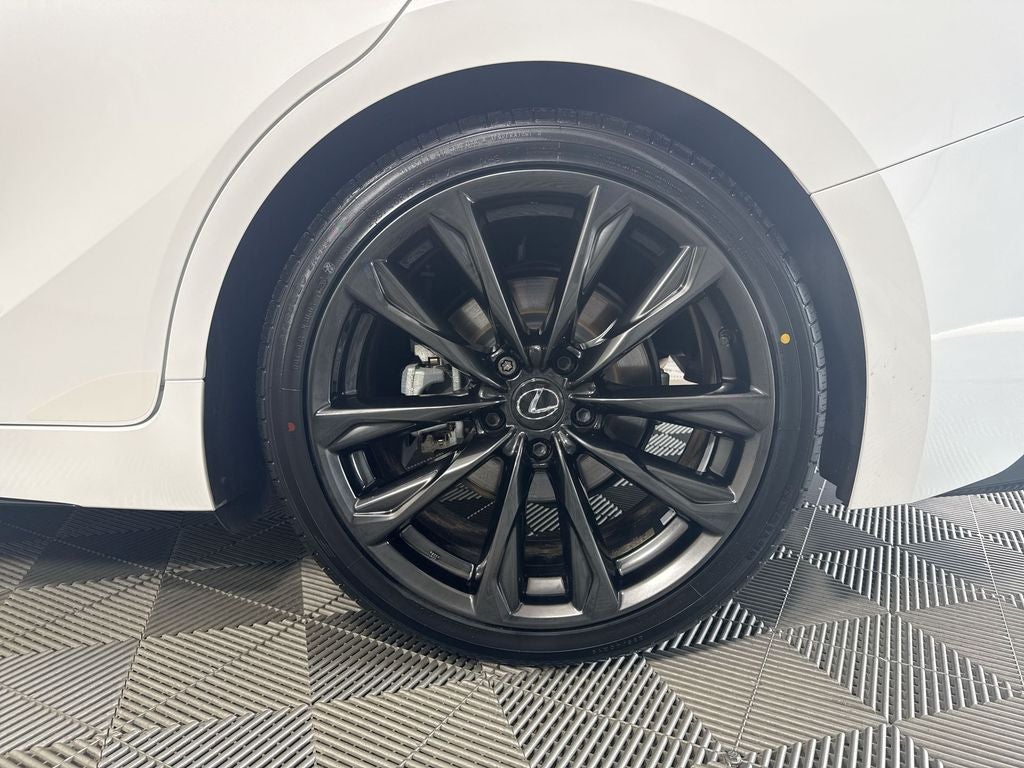 2024 Lexus IS 350 F SPORT Design
