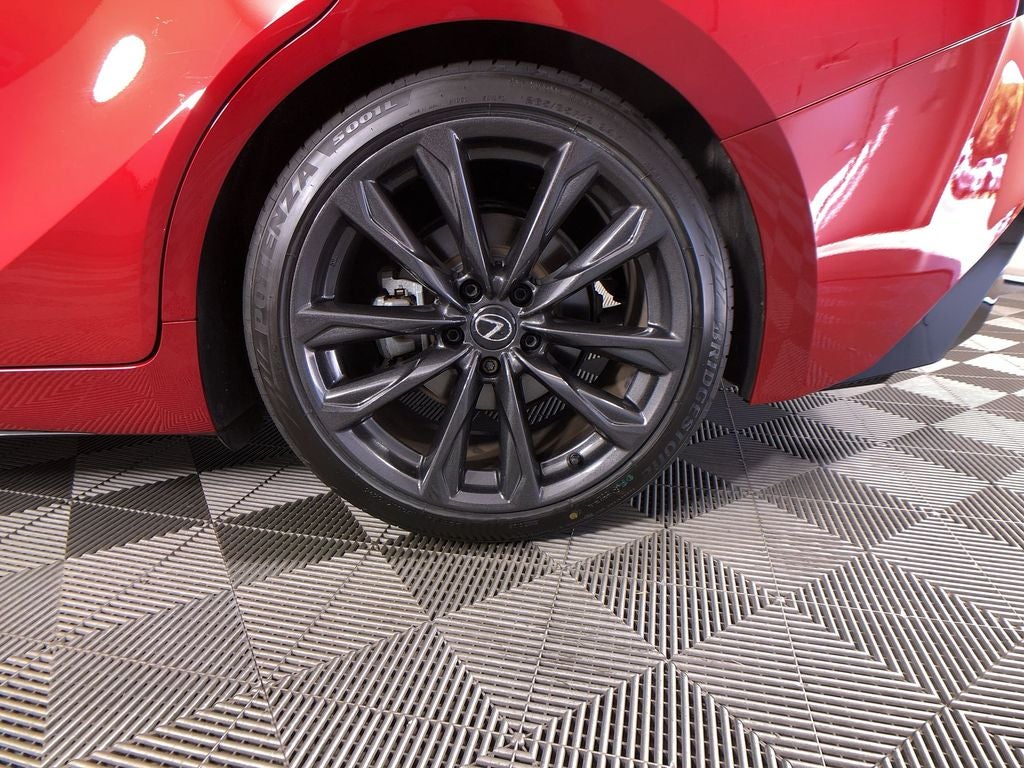 2023 Lexus IS 350 F SPORT Handling