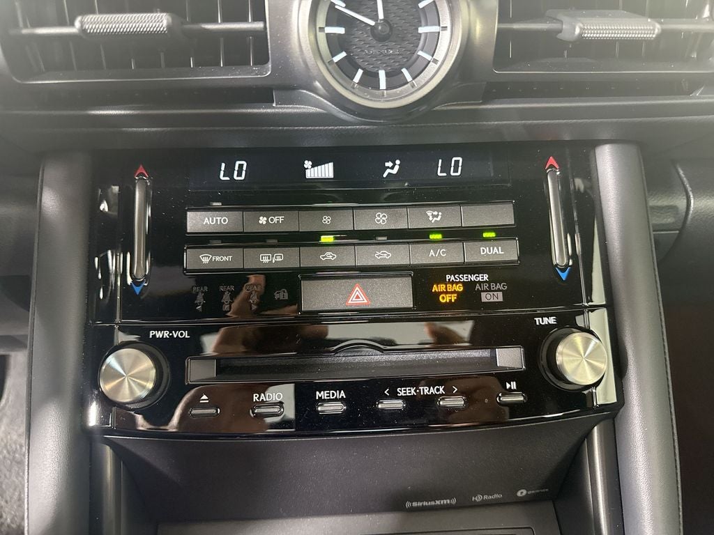 2024 Lexus IS 350 F SPORT Handling