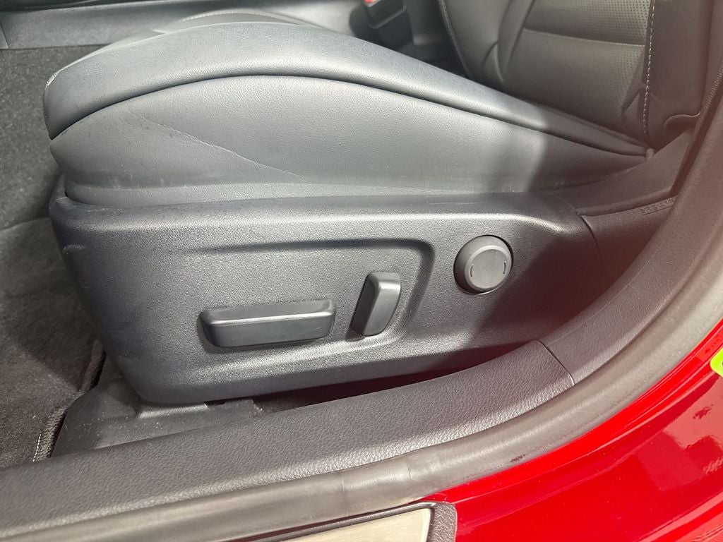 2024 Lexus IS 350 F SPORT Handling