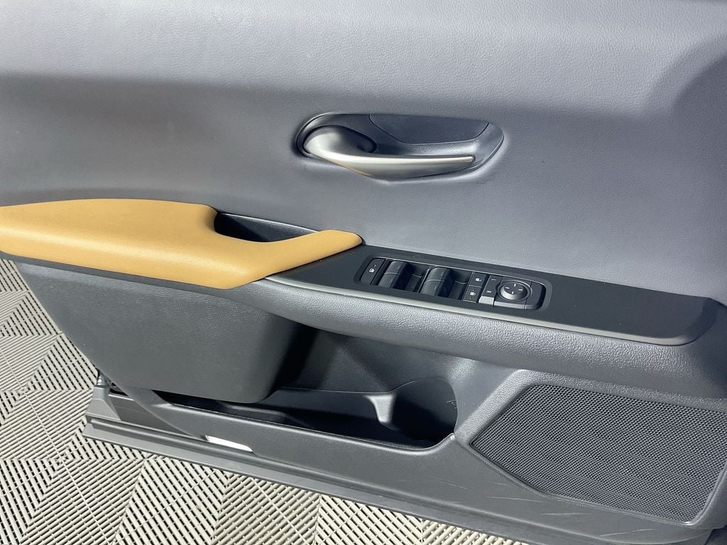 2025 Lexus UX 300h Premium