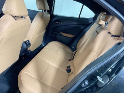 2025 Lexus UX 300h Premium