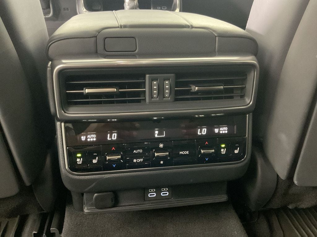 2024 Lexus LX 600 Luxury