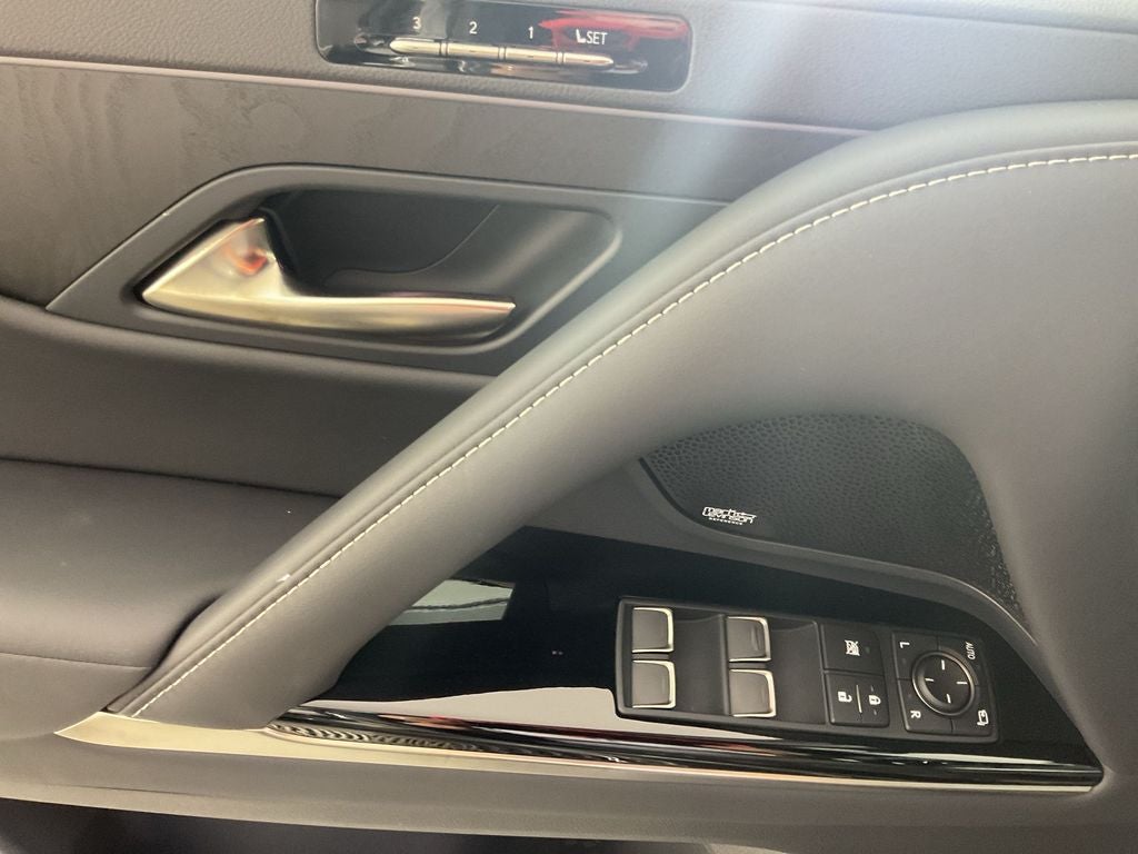 2025 Lexus LX 600 Luxury