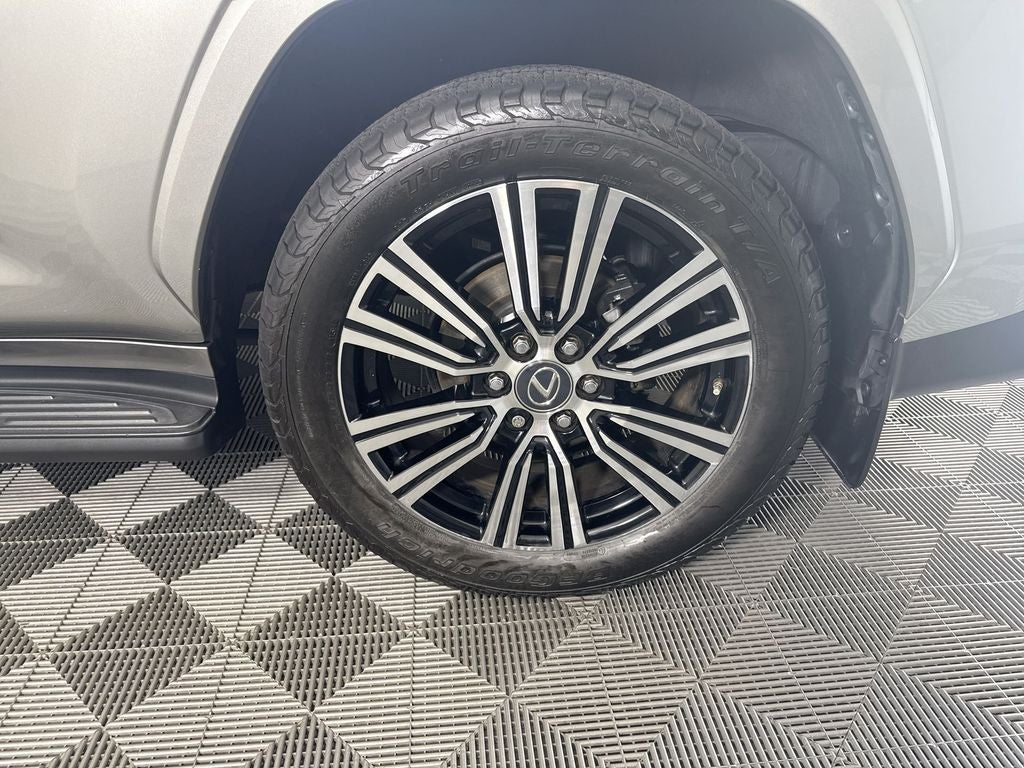 2023 Lexus LX 600 Luxury
