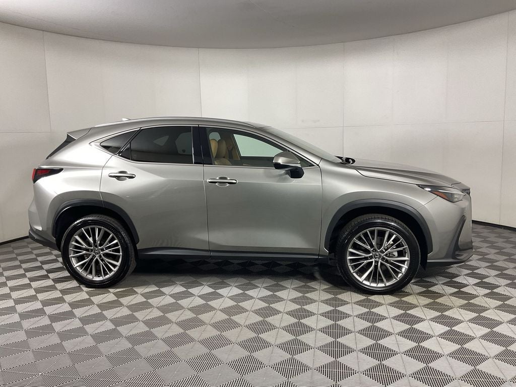 2025 Lexus NX 350h Premium