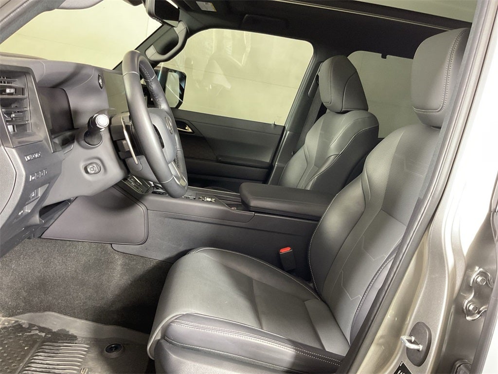 2025 Lexus GX 550 Luxury+