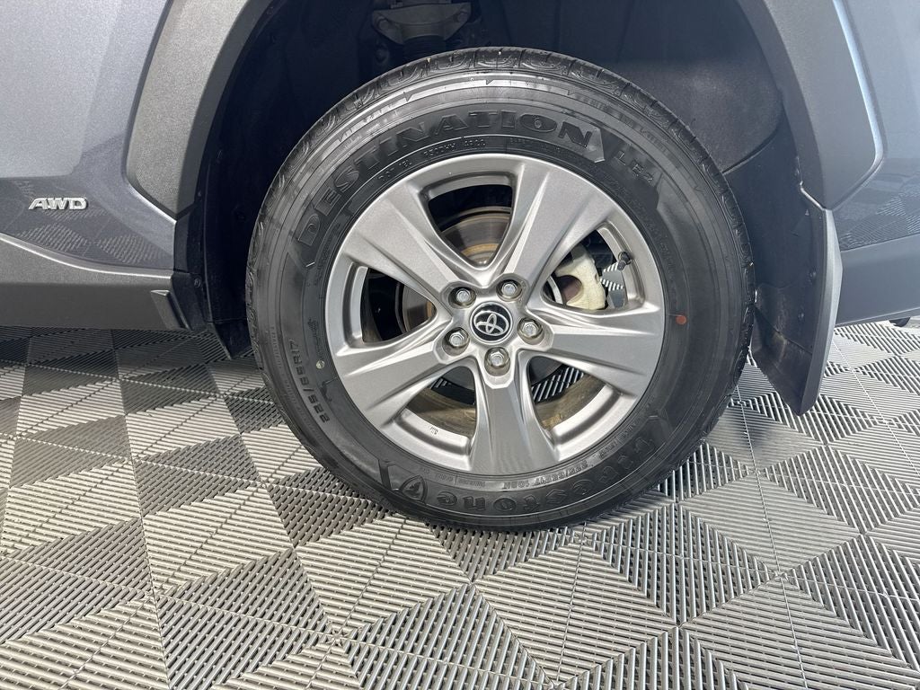 2023 Toyota RAV4 Hybrid XLE