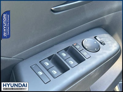 2024 Hyundai Kona Electric SEL
