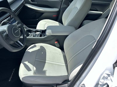 2025 Hyundai Sonata SE
