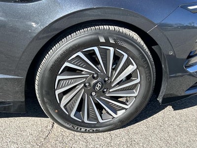 2025 Hyundai Sonata Hybrid Limited