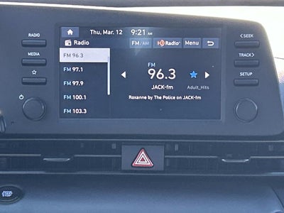 2025 Hyundai Elantra SEL Sport