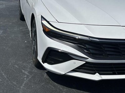 2024 Hyundai Elantra Hybrid Limited