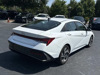 2024 Hyundai Elantra Hybrid Limited