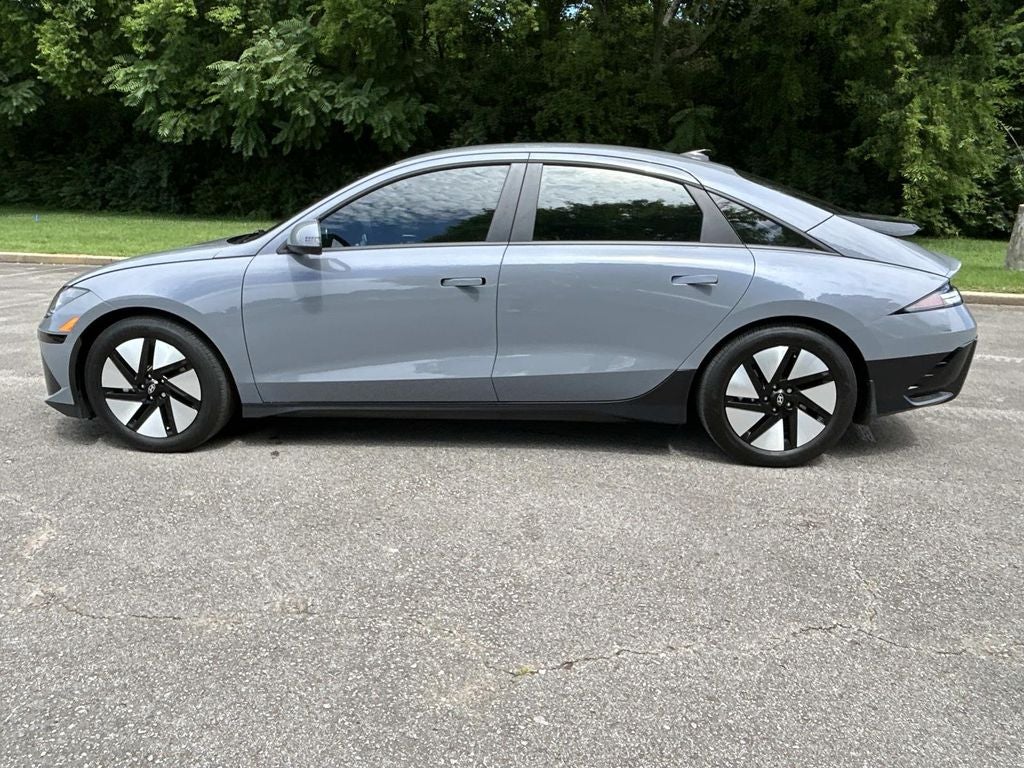 2024 Hyundai IONIQ 6 SE