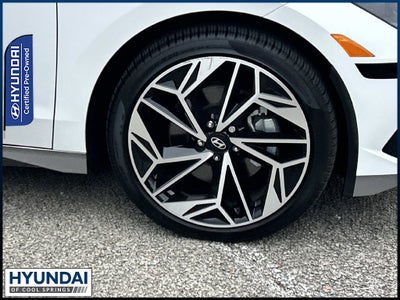 2025 Hyundai IONIQ 6 SEL