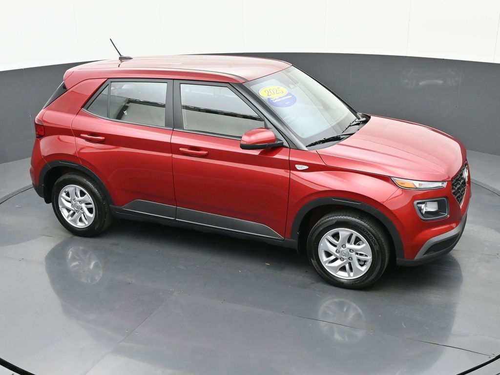 2025 Hyundai Venue SE