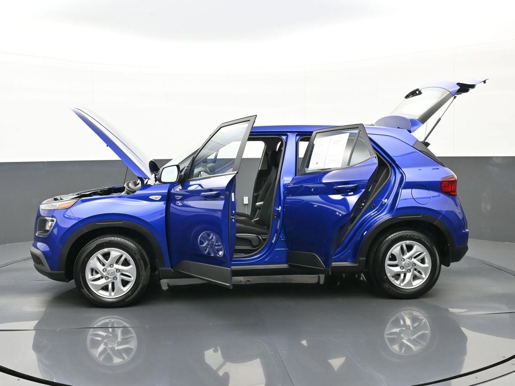 2025 Hyundai Venue SE