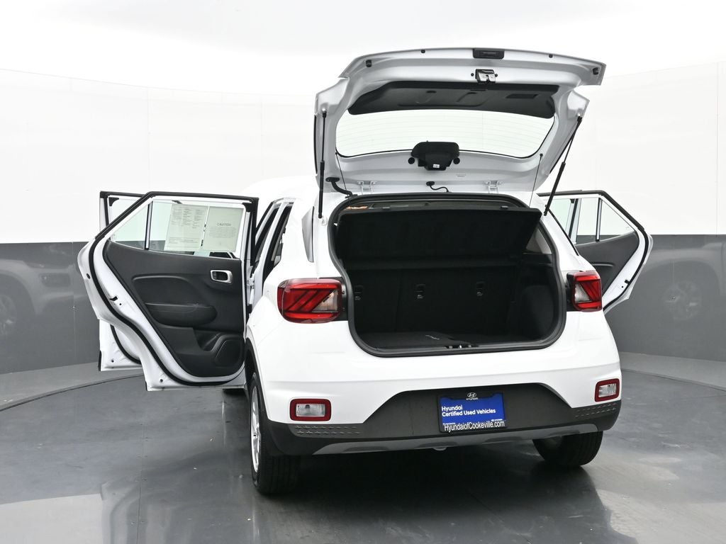 2025 Hyundai Venue SE