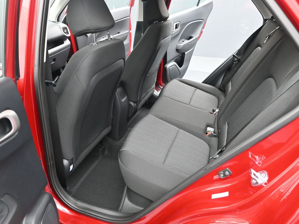 2025 Hyundai Venue SE