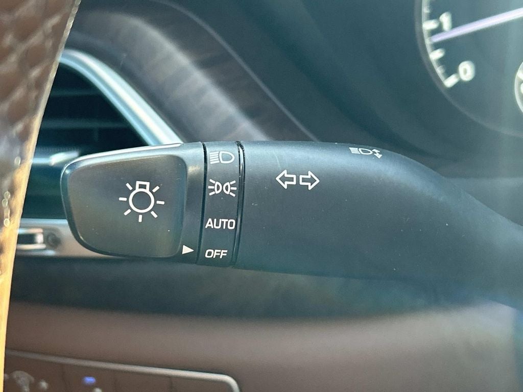 2022 Genesis G90 3.3T Premium