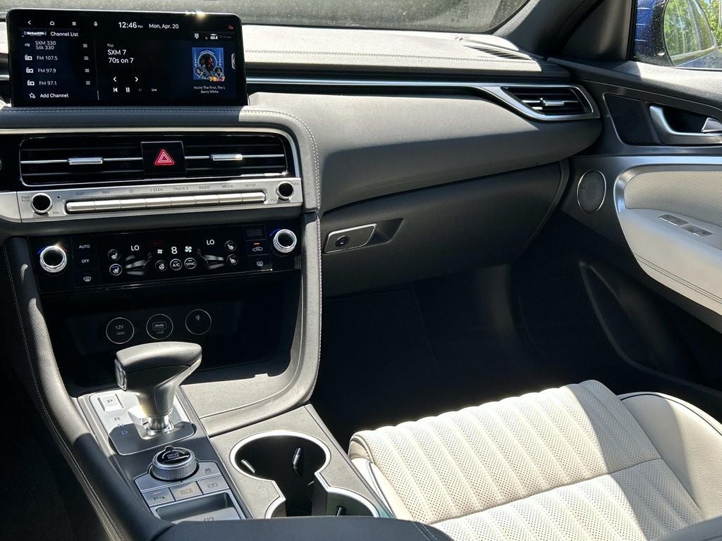 2025 Genesis G70 2.5T